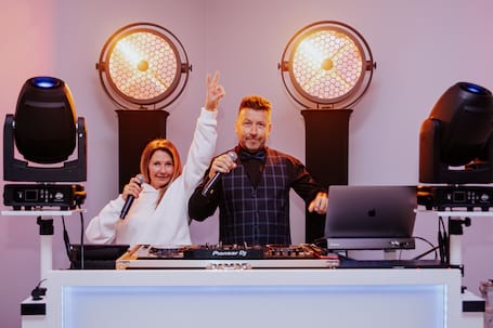 Firma na wesele: DJ’ Jacek Lubański | Wodzirej