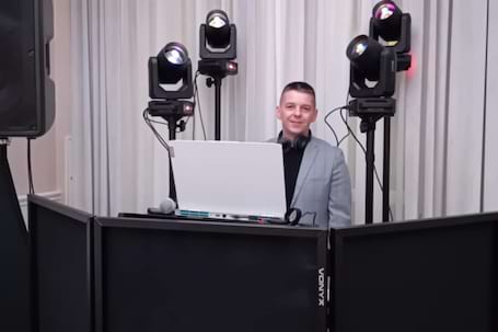 Firma na wesele: ŚPIEWAJĄCY dj2w1