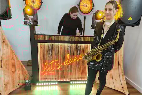 Firma na wesele: Dj, Perkusistka,Saksofonistka