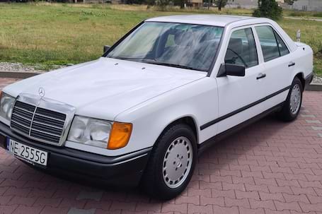Firma na wesele: Mercedes W124 biały, 1988 rok