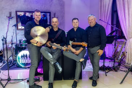 Firma na wesele: Zespół muzyczny ''QUANDO''