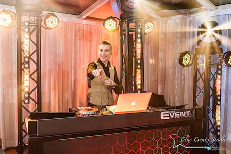 Firma na wesele: DJ & WODZIREJ DUSIEK | EXTRA EVENT |