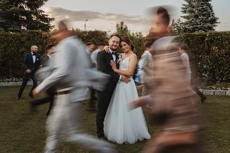 Firma na wesele: Fużyński Fotografia