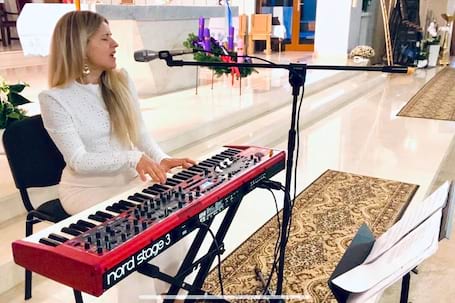Firma na wesele: Kasia Nowińska - oprawa muzyczna