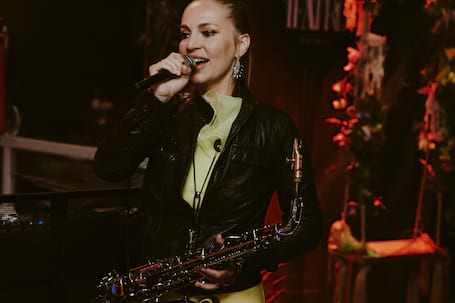 Firma na wesele: 🎷Madam Sing'N'Sax