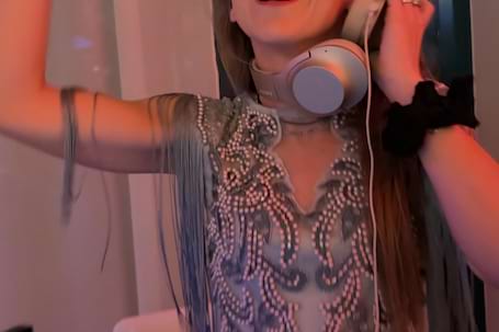 Firma na wesele: FLOW Iwona Smolińska DJ+wokal