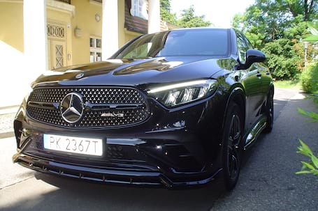 Firma na wesele: Auto do ślubu Mercedes GLC AMG