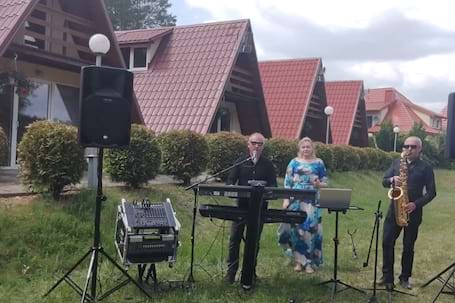 Firma na wesele: Zespół Muzyczny SOÑAR & DJ