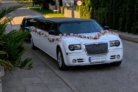 Firma na wesele: Wynajem limuzyny Chrysler