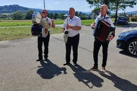 Firma na wesele: ♫ MARSZE WESELNE ♫