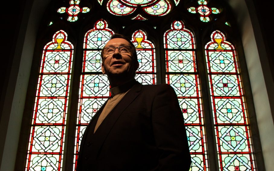 Śpiewający ksiądz, czyli prezent jakiego jeszcze nie było