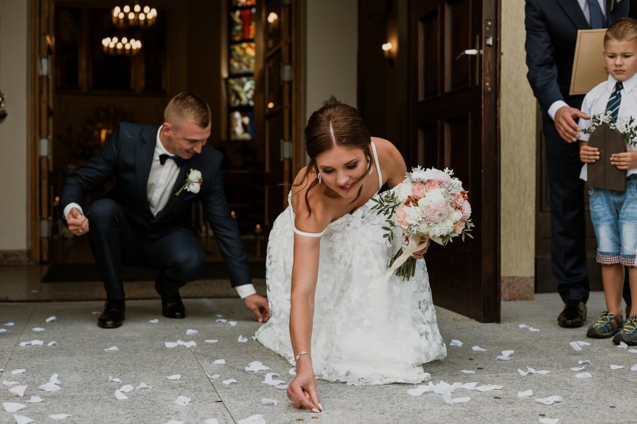 Przebieg ceremonii zaślubin - jak to wygląda w praktyce?