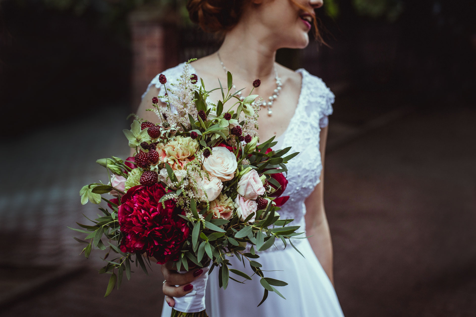 Jakie kwiaty wybrać do modnego wiosennego bukietu ślubnego ...