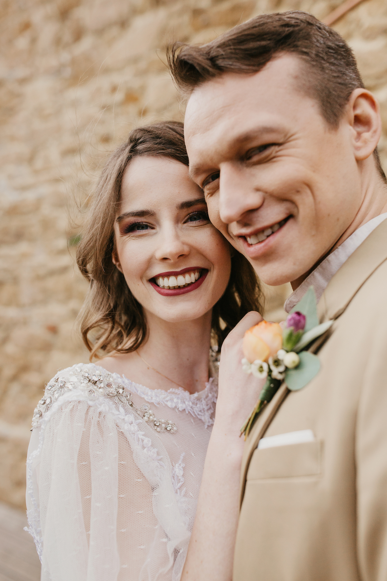 Portret Pary Młodej podczas sesji ślubnej