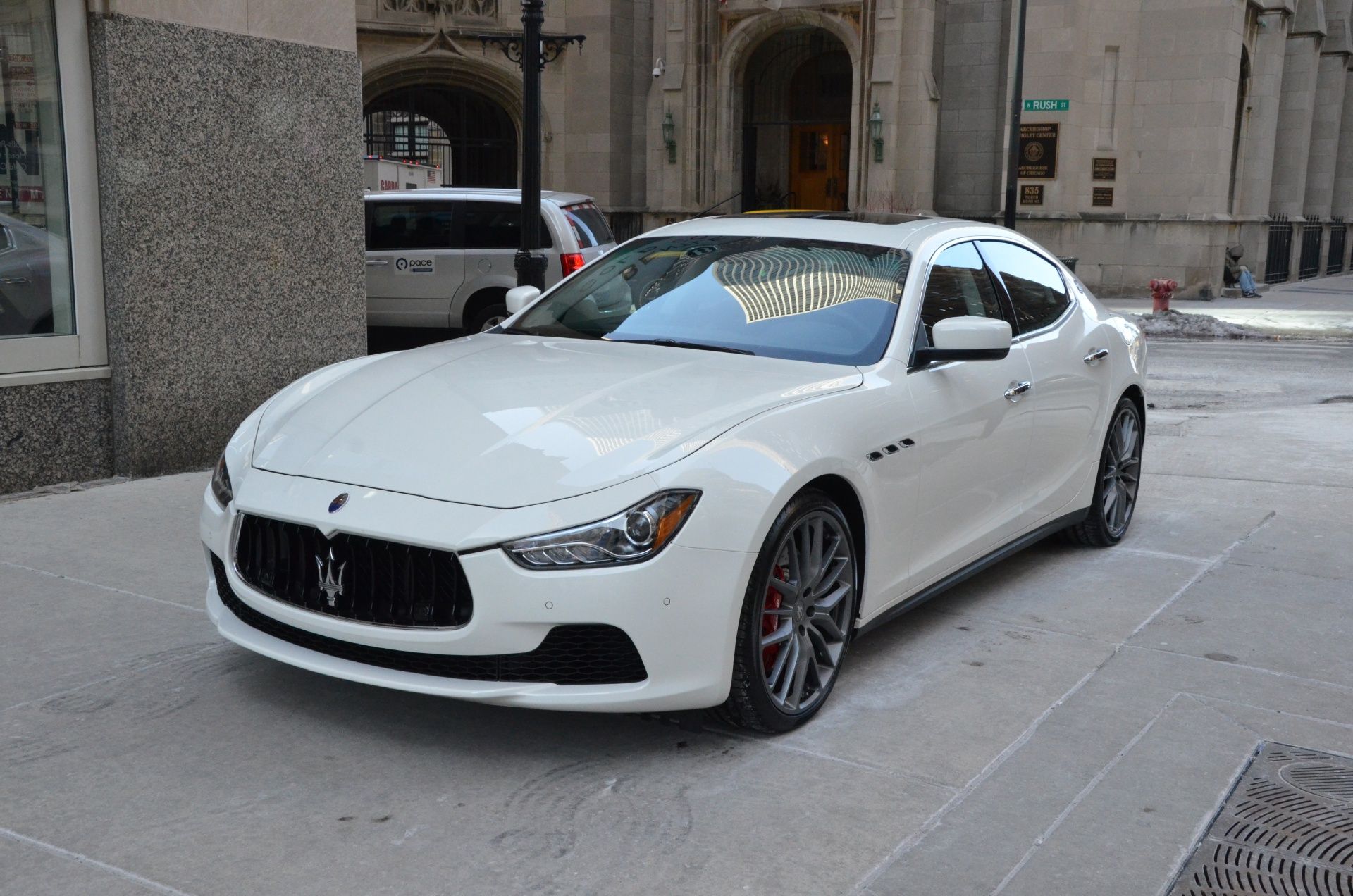 sportowe auta do ślubu MASERATI GHIBLI