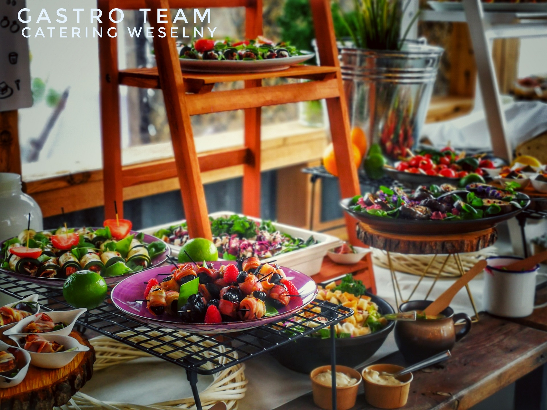 potrawy wege na weselu stół szwedzki menu wegetariańskie catering na wesele