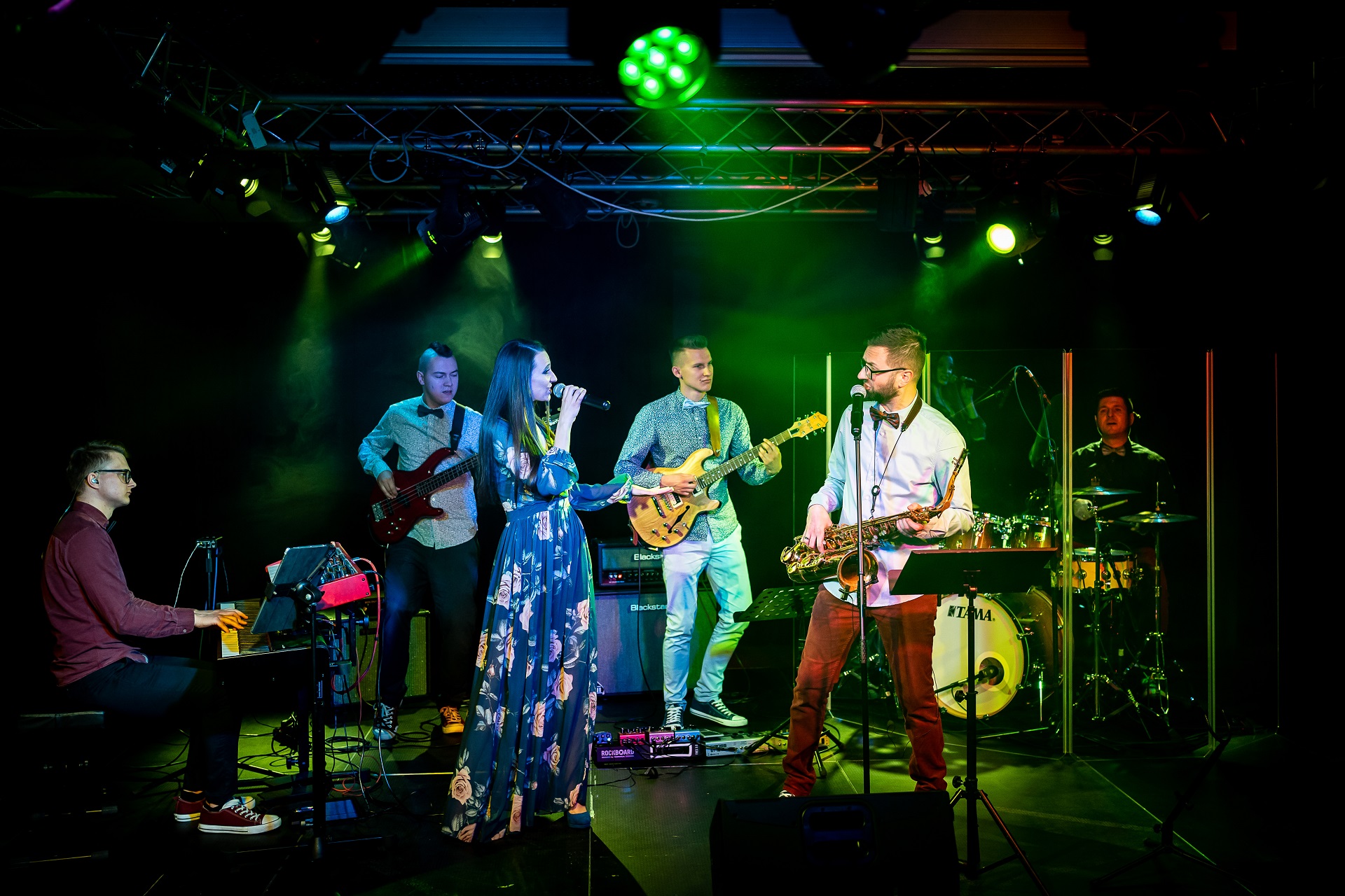 Cena zespołu na wesele! Sprawdź, ile kosztuje dobry zespół na wesele i